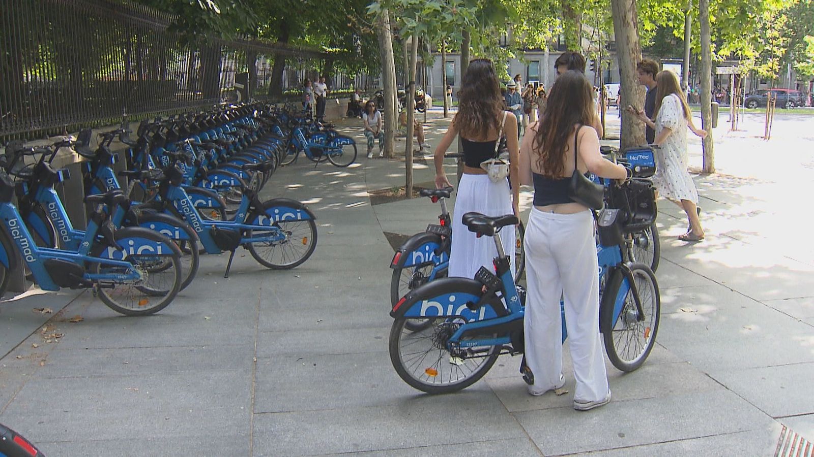 Estación de BiciMad en El Retiro