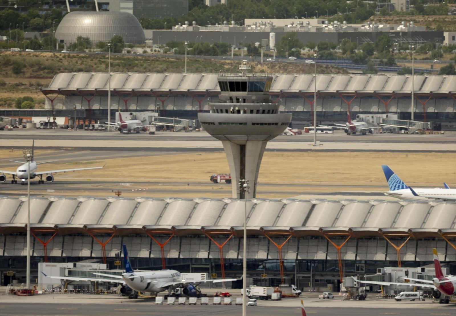 Vistas del Aeropuerto Adolfo Suárez Madrid-Barajas, desde Paracuellos de Jarama