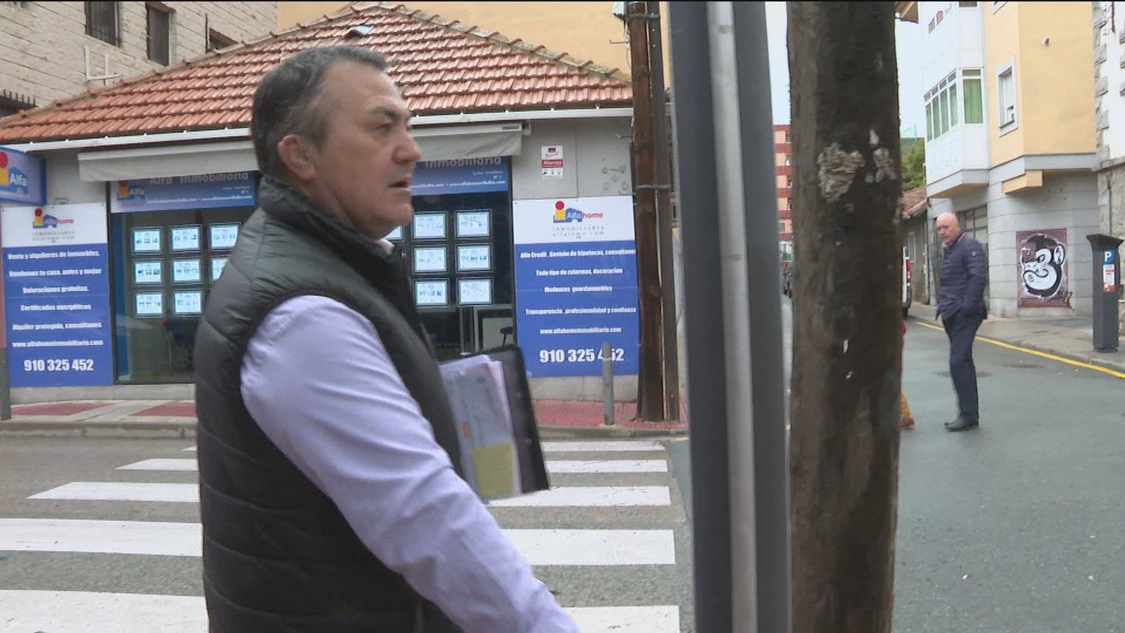 Algunas calles de Collado Villalba son una trampa para mayores y discapacitados, denuncian vecinos