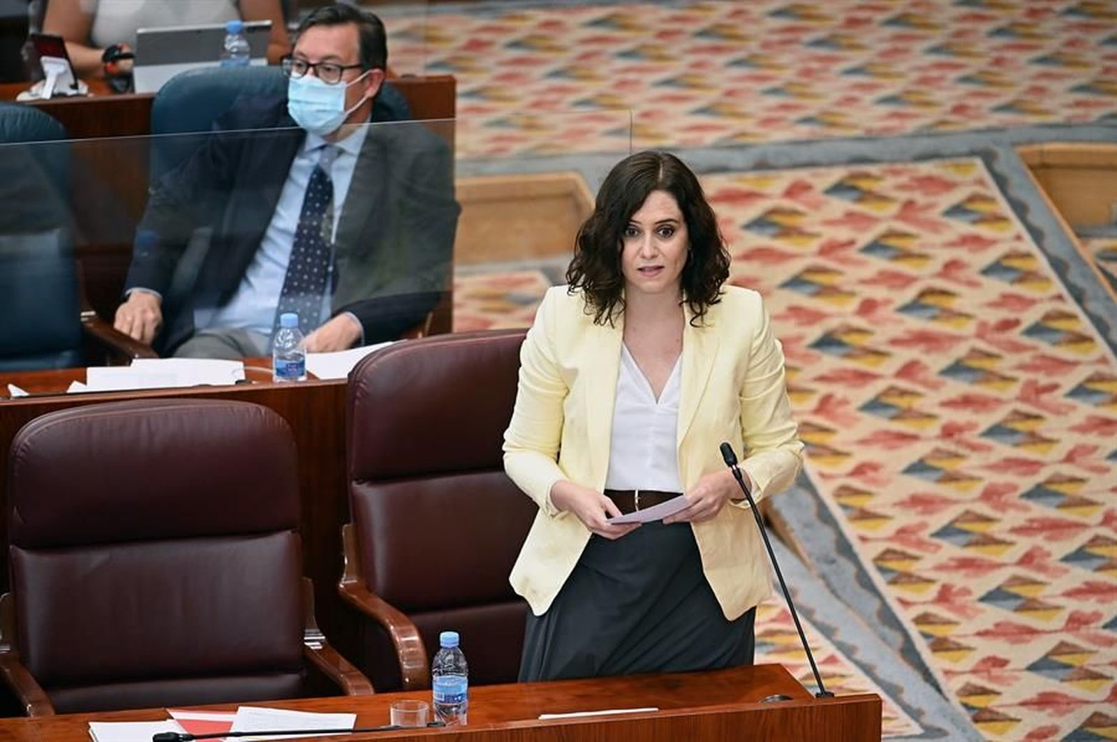 Ayuso: “Los controles en Barajas se están quedando muy cortos y lo vamos a lamentar en breve”