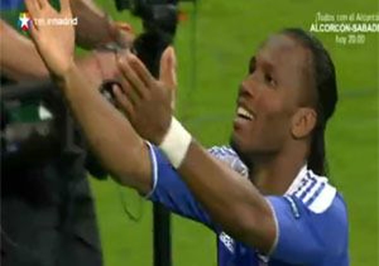 El adiós de Drogba acerca a Falcao al Chelsea