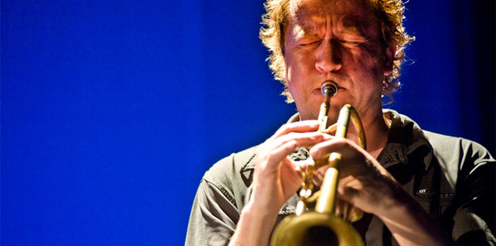 El trompetista noruego Nils Petter Molvaer