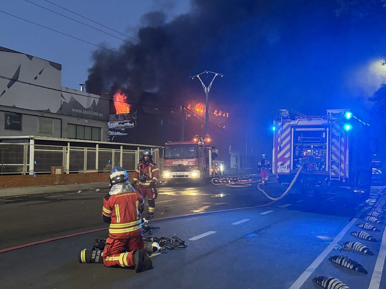 Estabilizado un incendio sin heridos declarado en una nave de Leganés