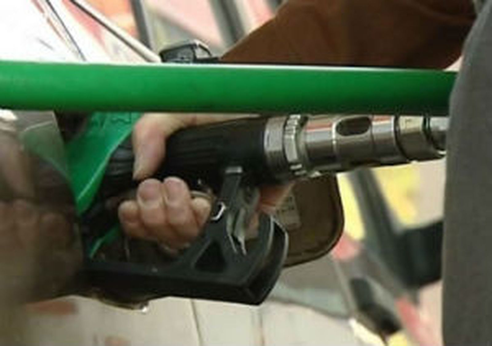 El IPC sube un 0,7% en marzo por las gasolinas  y la ropa, hasta el 1,9% interanual