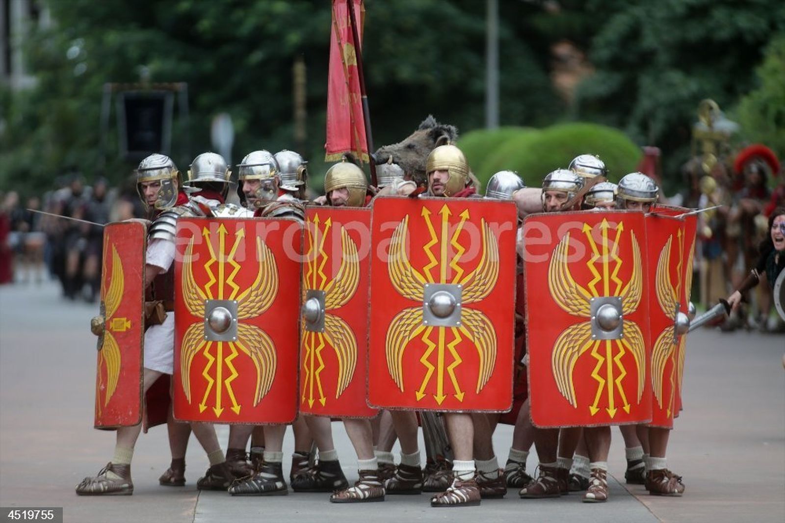 Demostración de los legionarios en una celebración de 'Arde Lucus'