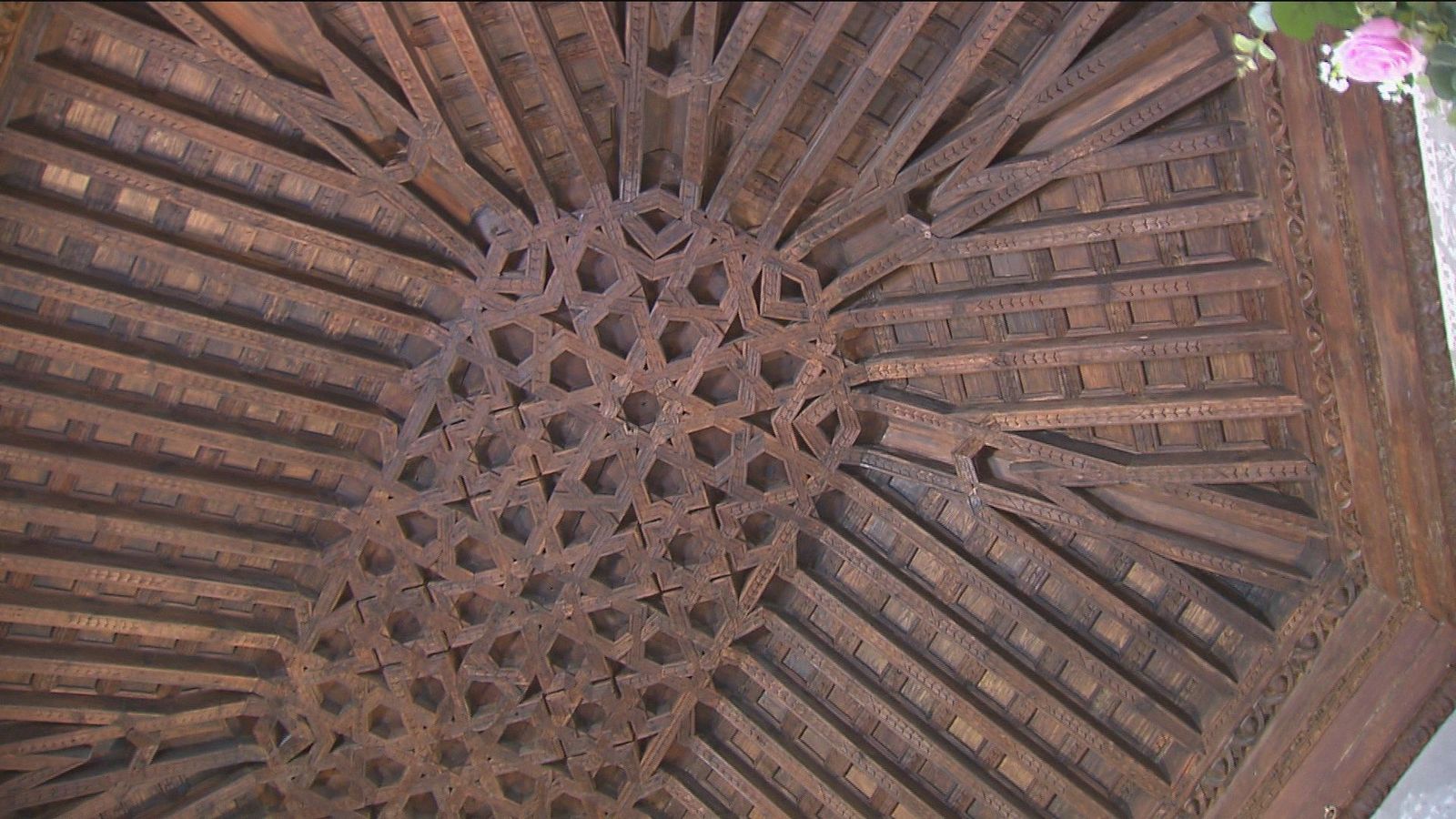 Termina la restauración del artesonado de Santa María la Blanca en Canillejas