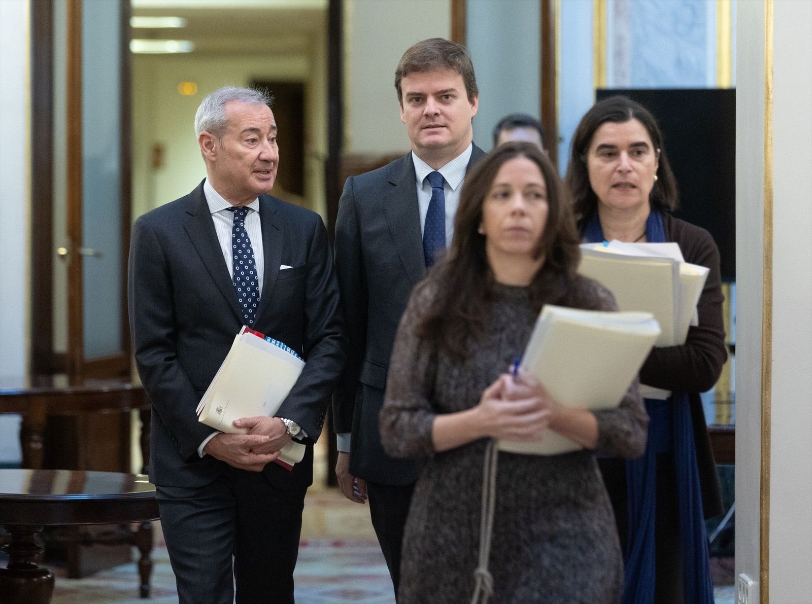 Galindo aparta de la Comisión Constitucional al jurista Manuel Fernández-Fontecha crítico con la amnistía