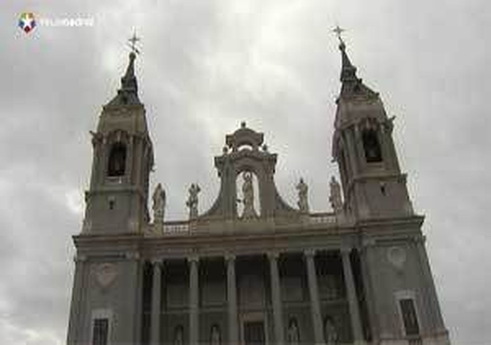 La Plaza Mayor acoge este viernes la misa en honor a la Virgen de la Almudena