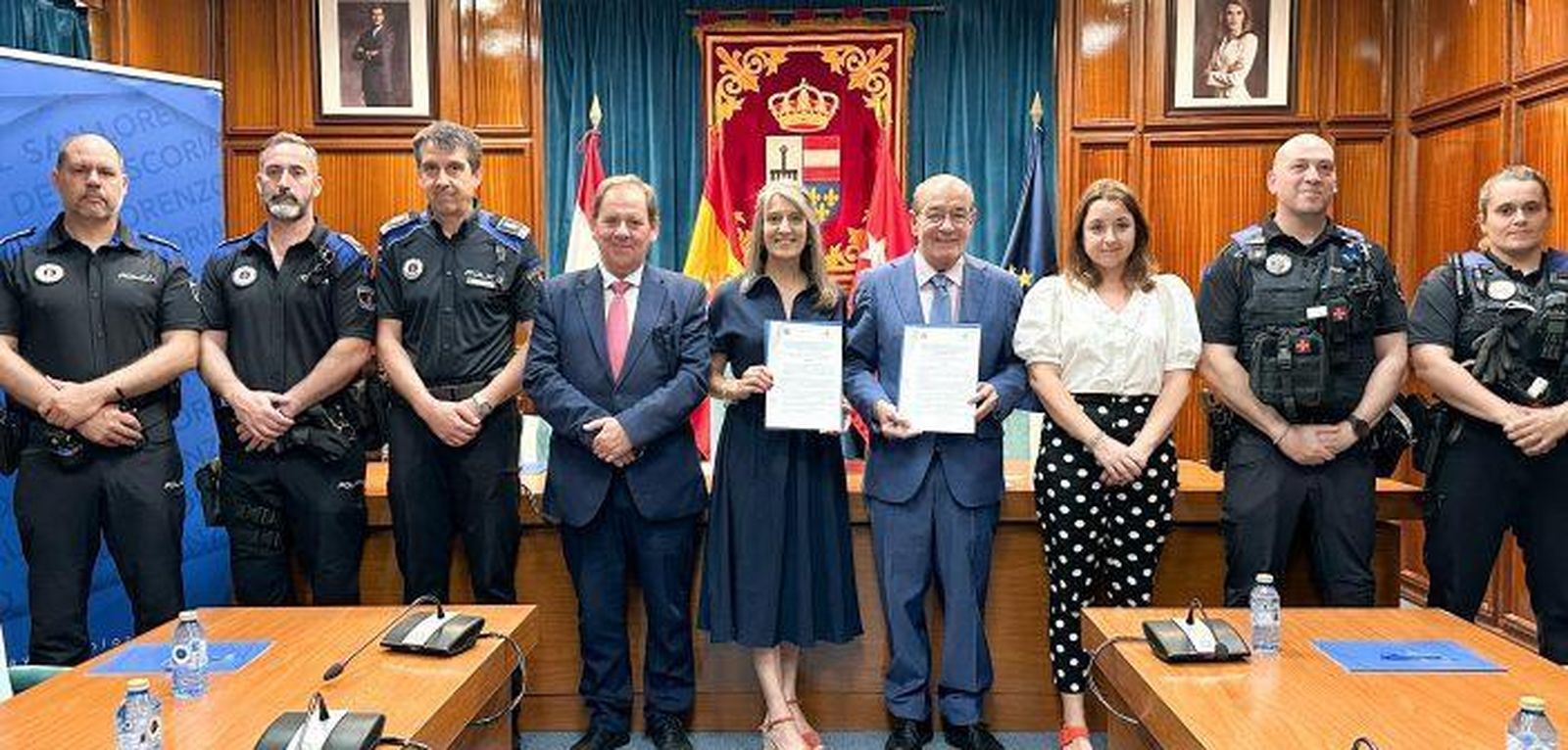 Firma del convenio entre los ayuntamientos de El Escorial y San Lorenzo