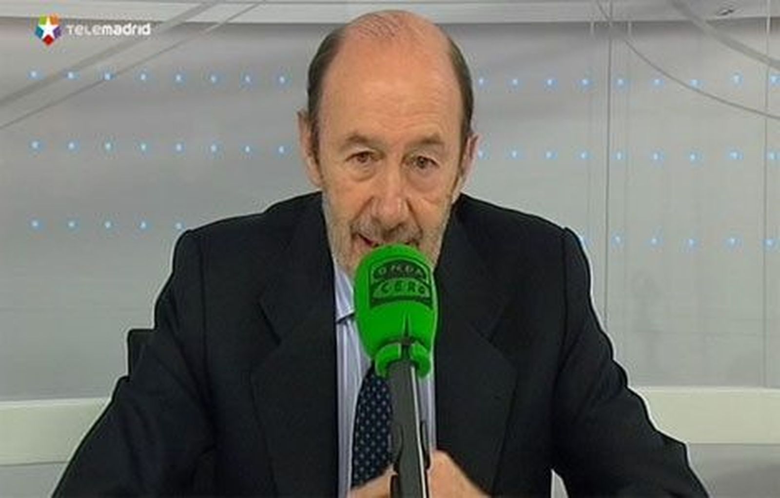 Rubalcaba celebra la sentencia: "una magnífica vacuna para la fiebre privatizadora"