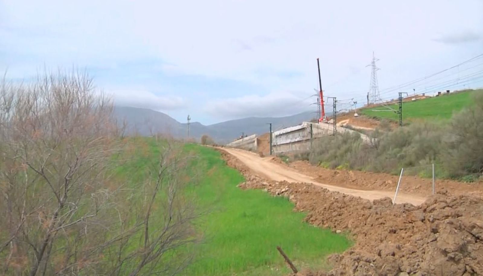 La Junta de Andalucía prevé acciones legales contra el Gobierno central por la desconexión del AVE a Málaga