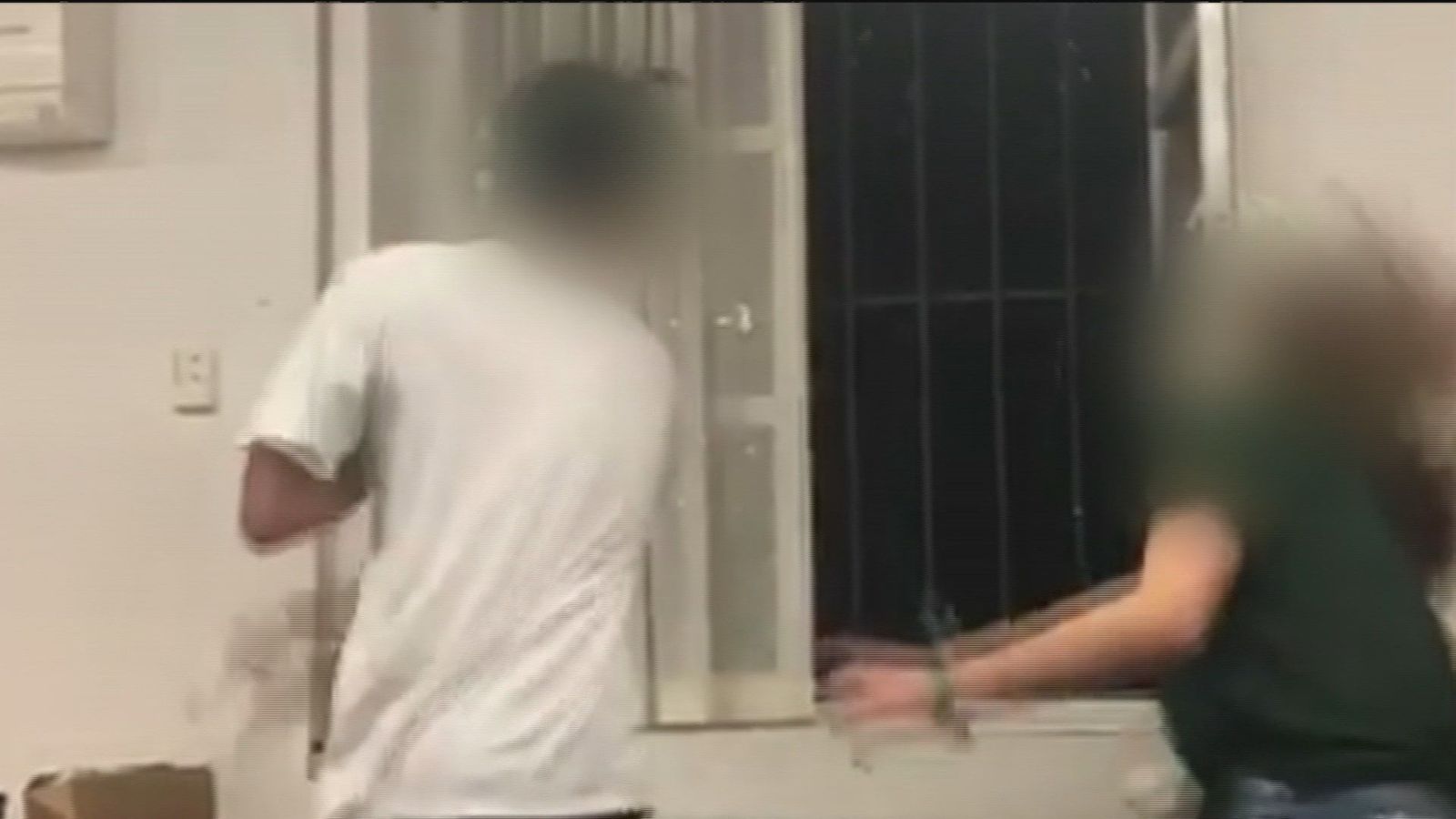 Expulsados 15 días los dos estudiantes de la Complutense protagonistas de la última novatada