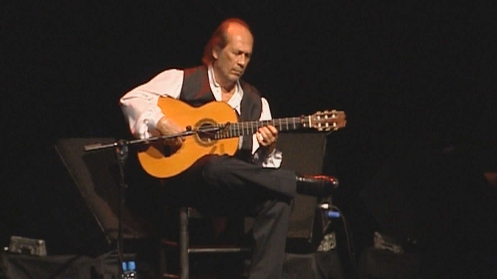 'El Primer Flamenco Ilustrado', el ensayo más íntimo sobre Paco de Lucía