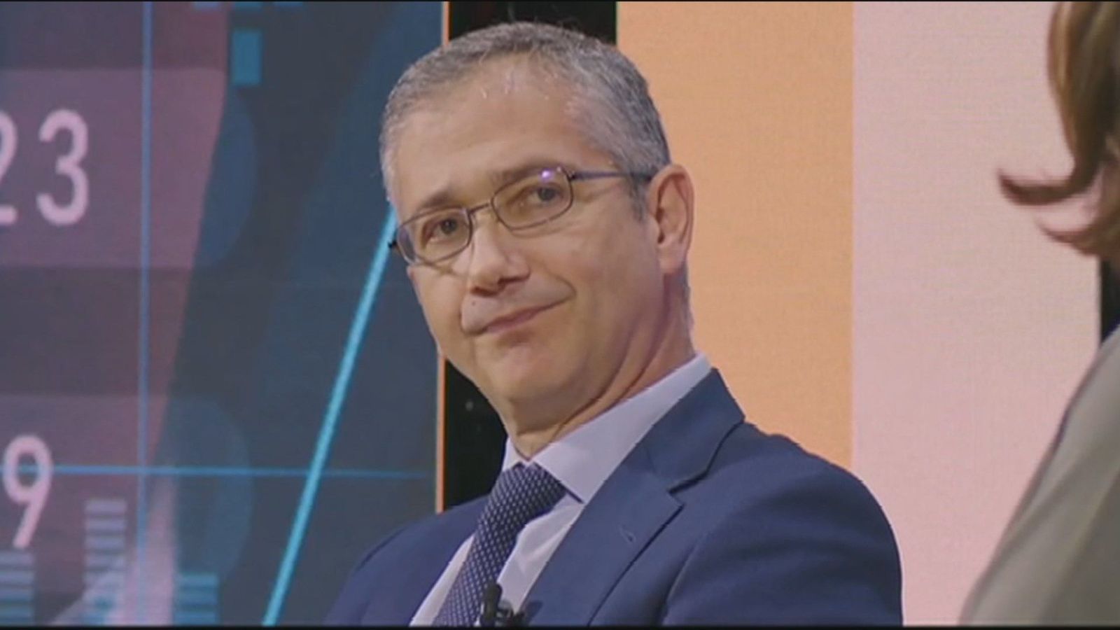 De Cos pide que los bancos sigan provisionando para reducir el impacto de la situación en sus cuentas de resultados