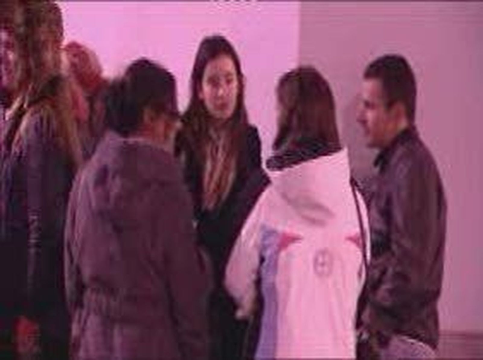 Los fieles de Versace inundan las tiendas de H&M en Madrid