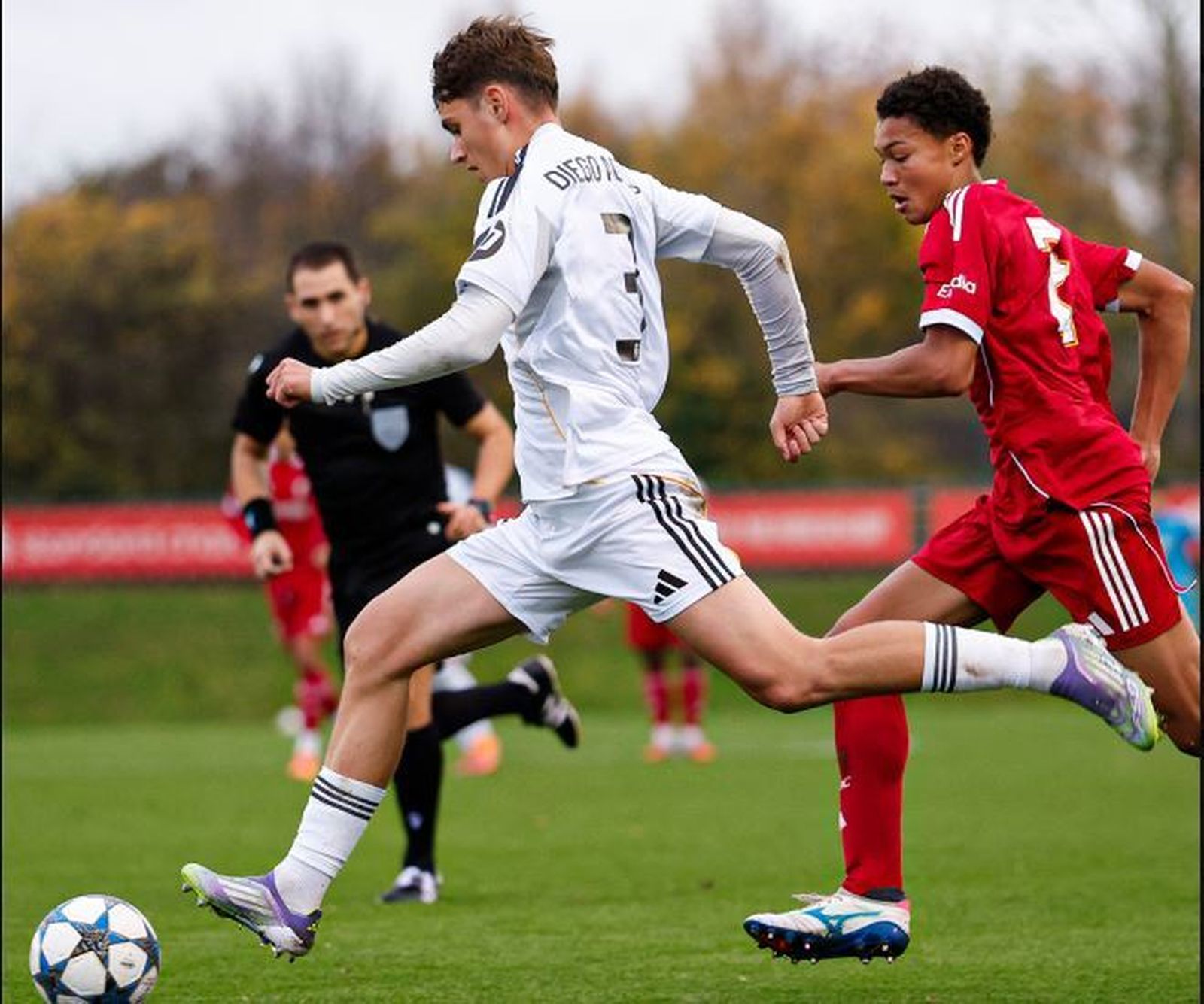 eal Madrid juvenil ante el Liverpool