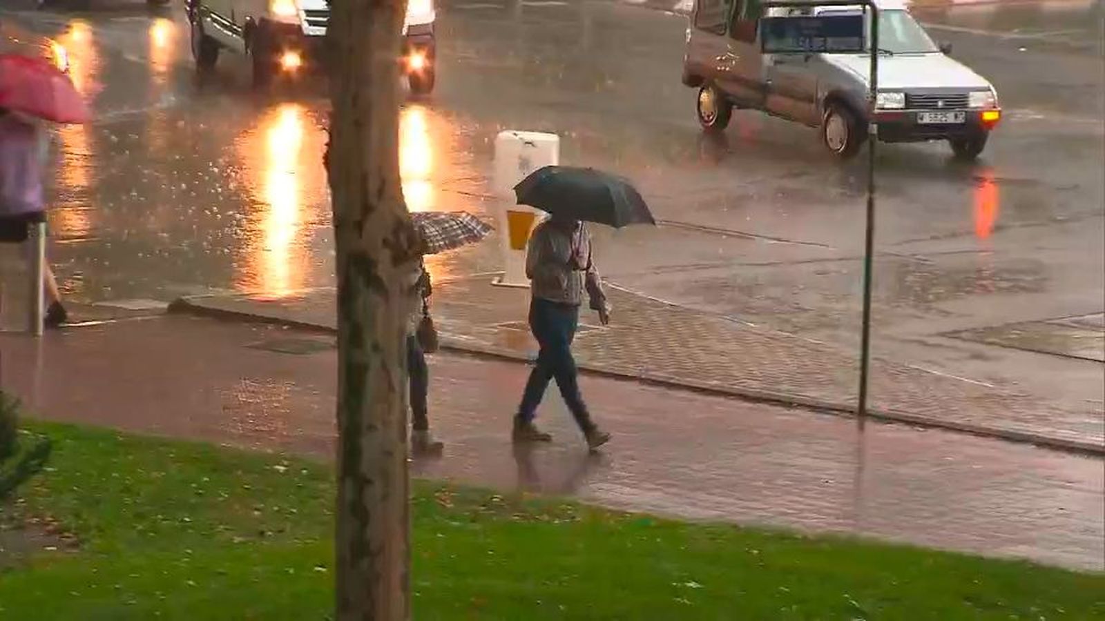 Día de lluvias y tormentas en toda la Comunidad de Madrid y descenso de las temperaturas