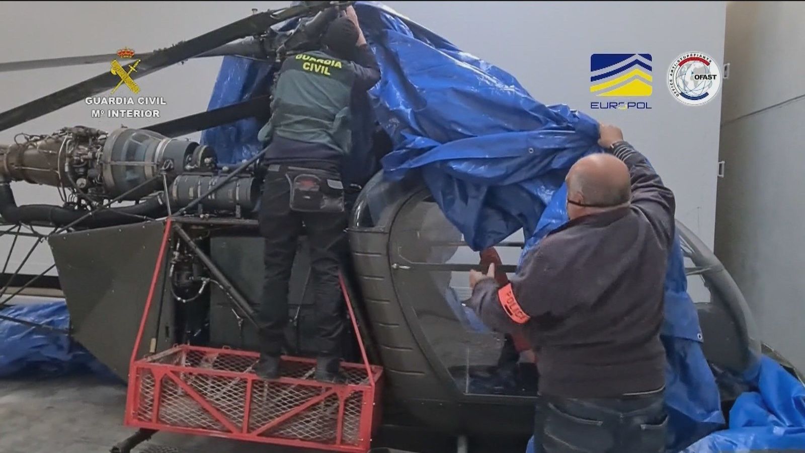 Desarticulada una red que introducía droga en España en helicópteros y la transportaba por carretera a Francia