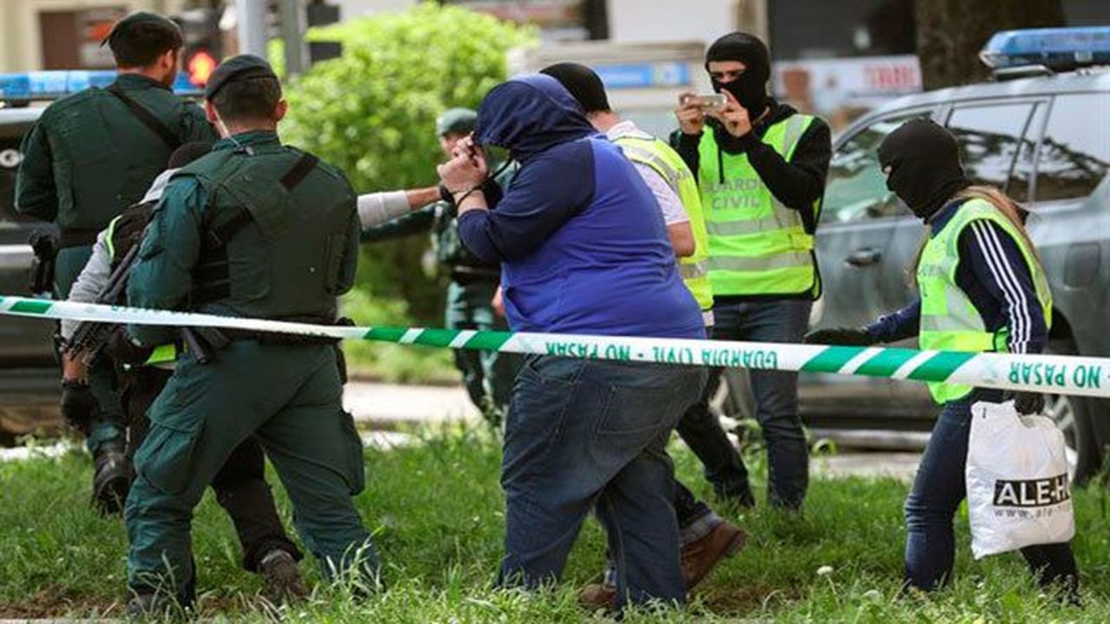 Detenido en Guipúzcoa un joven que hacía propaganda yihadista y se iba a unir a DAESH