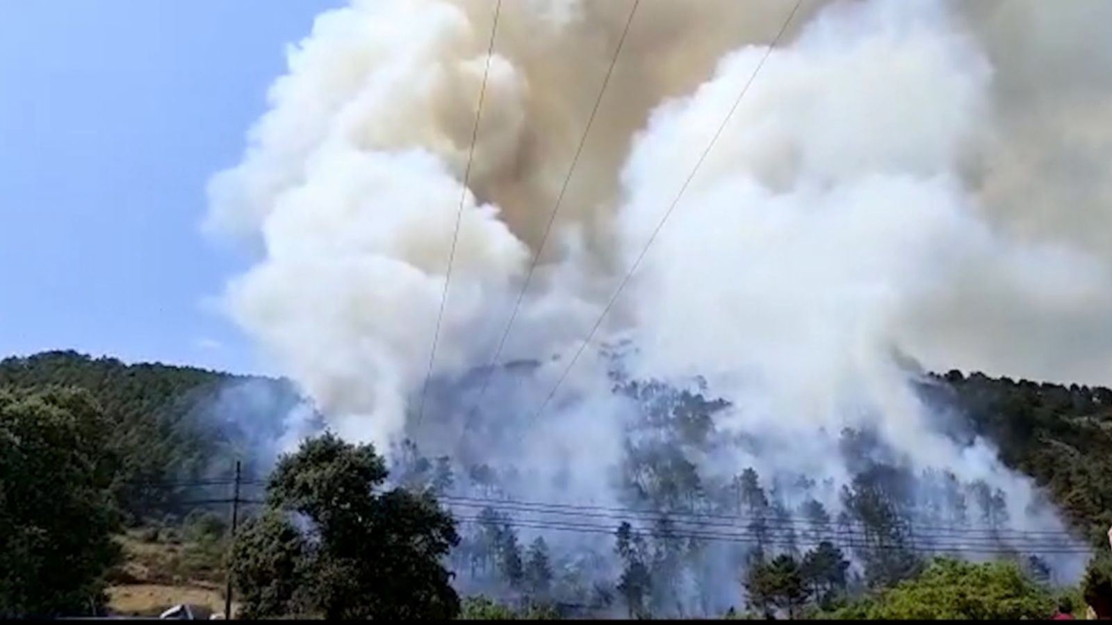La caída de un cable podría haber sido la causa del incendio en Collado Mediano
