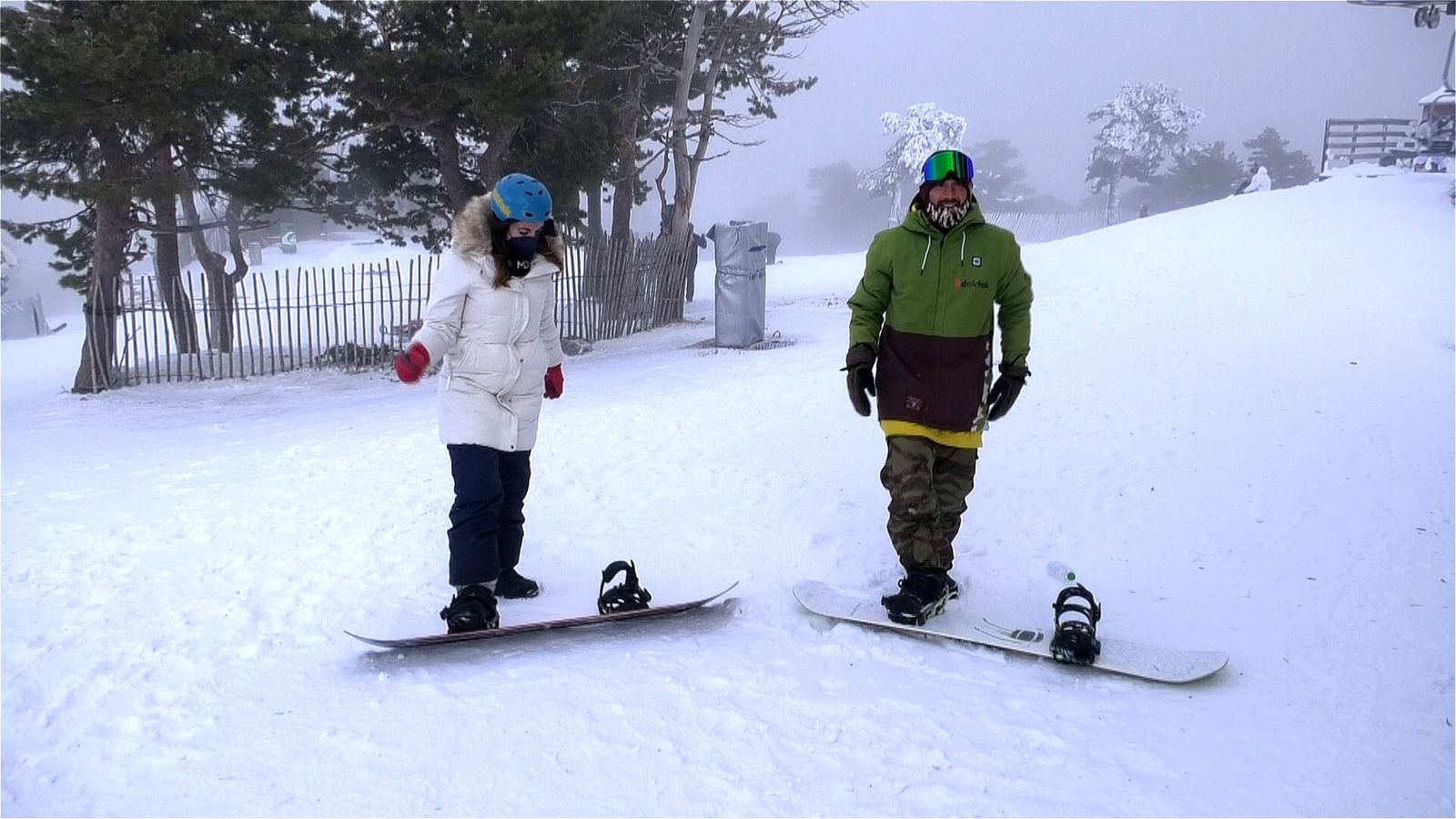 Clases de snowboard y esquí en el Puerto de Navacerrada