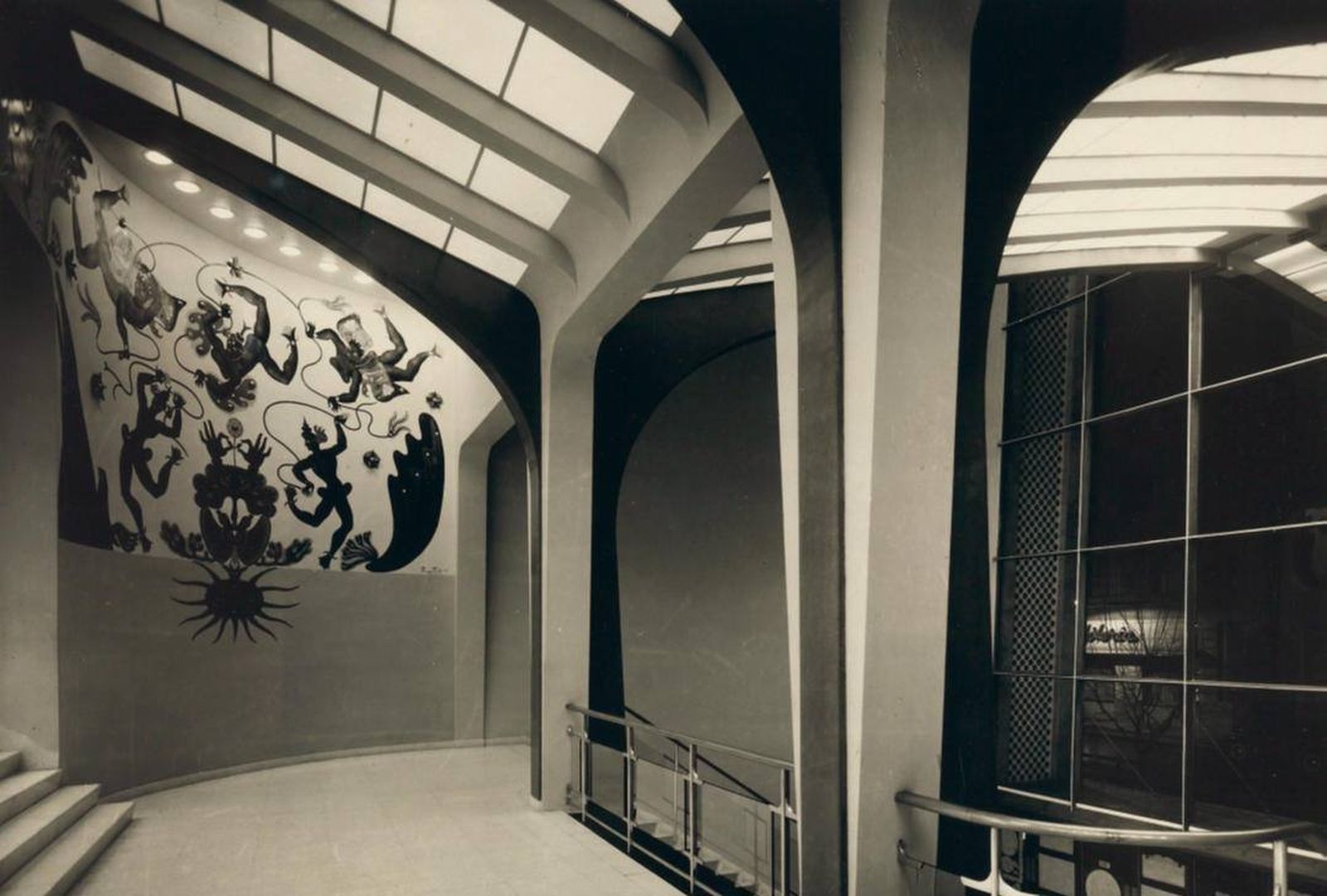 Mural de Maruja Mallo en el cine Los Ángeles, Buenos Aires, 1945
