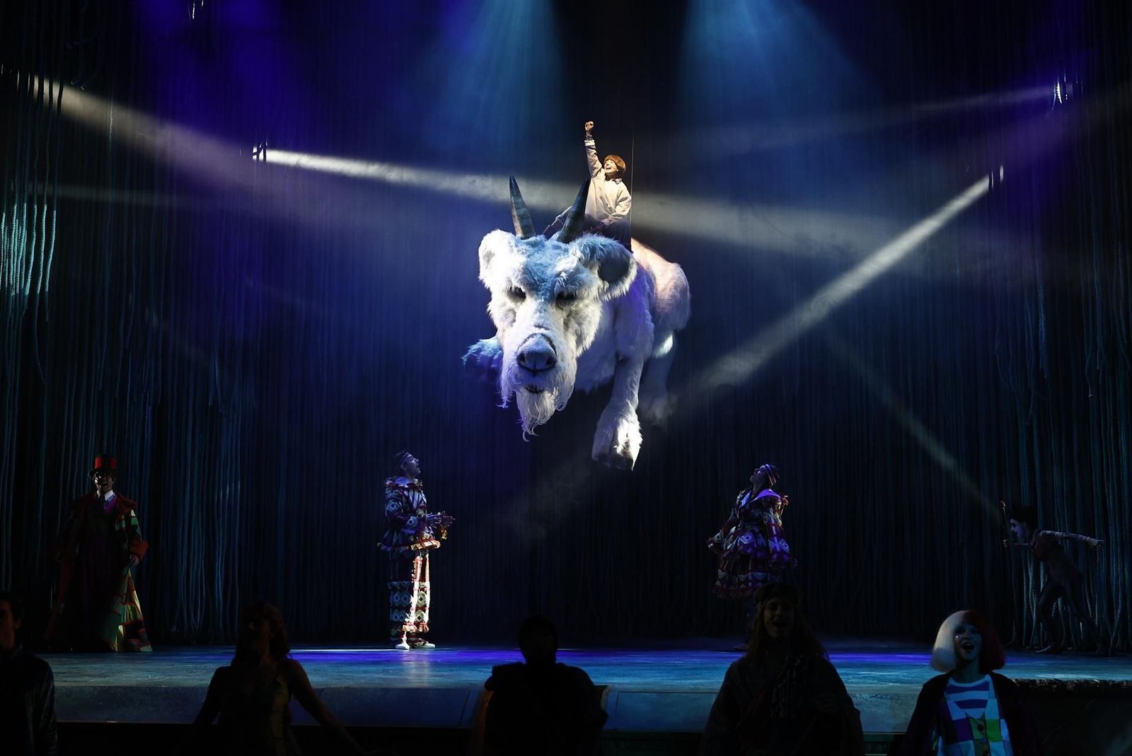 'La historia interminable' o cómo viajar a Fantasia en el Teatro Calderón