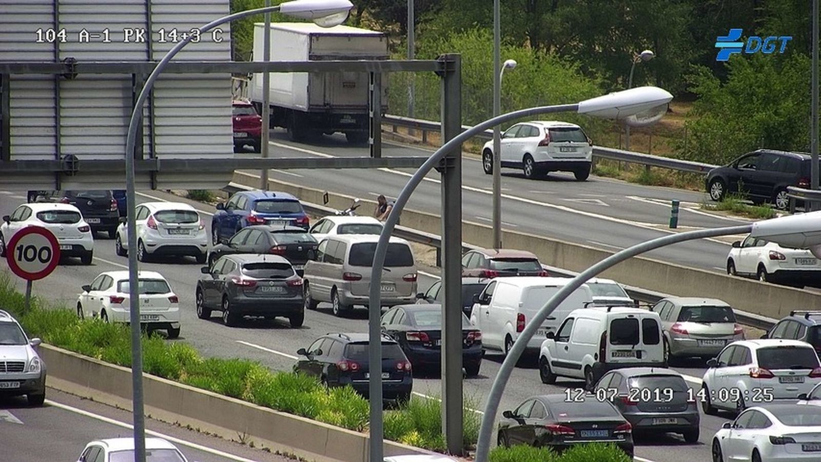 Atasco en la A-1 a la altura de San Sebastián de los Reyes