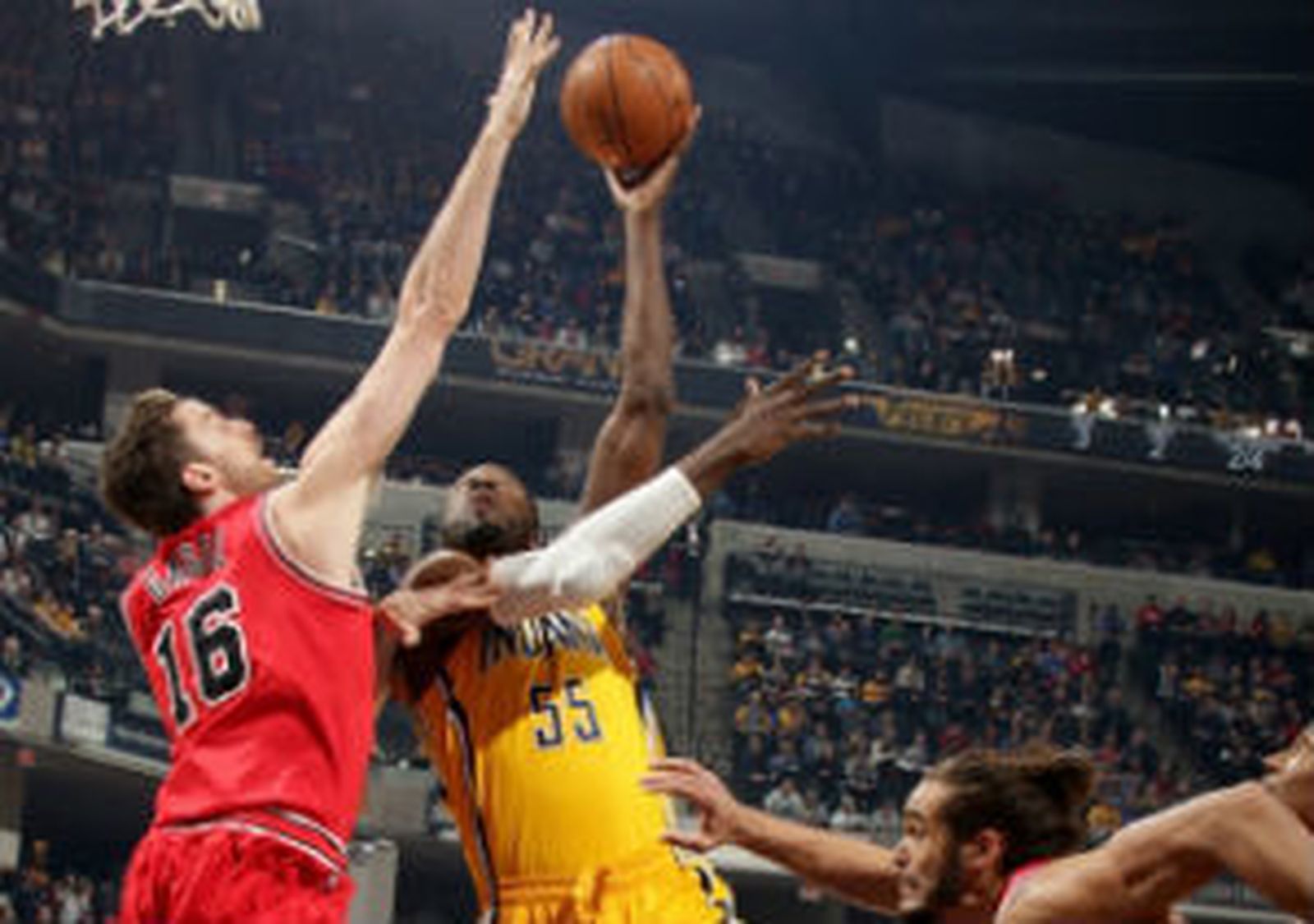 Pau Gasol ante los Pacers