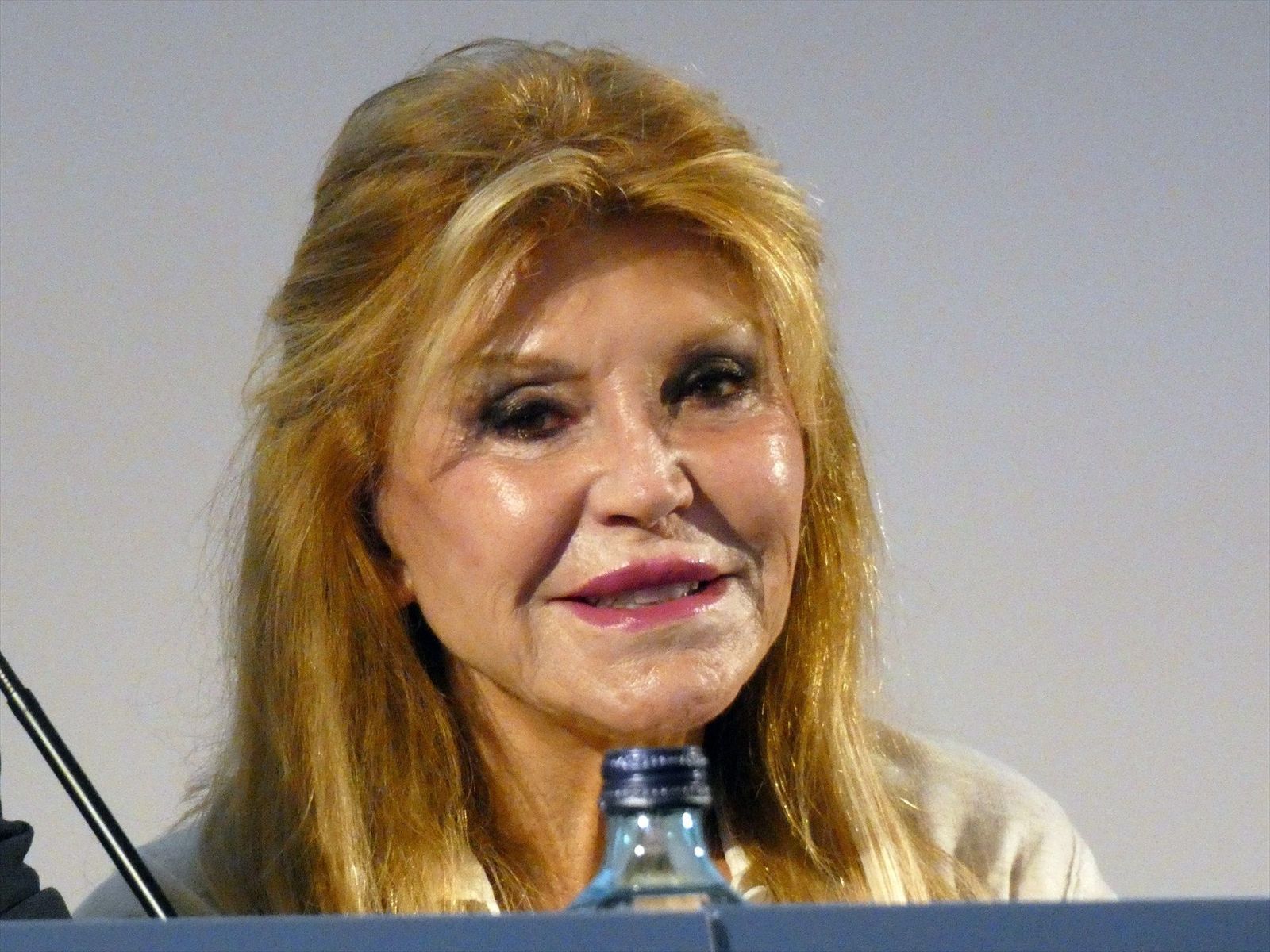 Tita Cervera responde a Nieves Herrero: “Yo no he hecho mis memorias con ella”