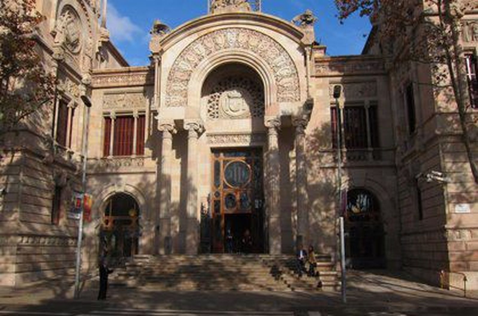 Fallan que es necesario aumentar las horas de castellano en un colegio catalán inspeccionado por la UE