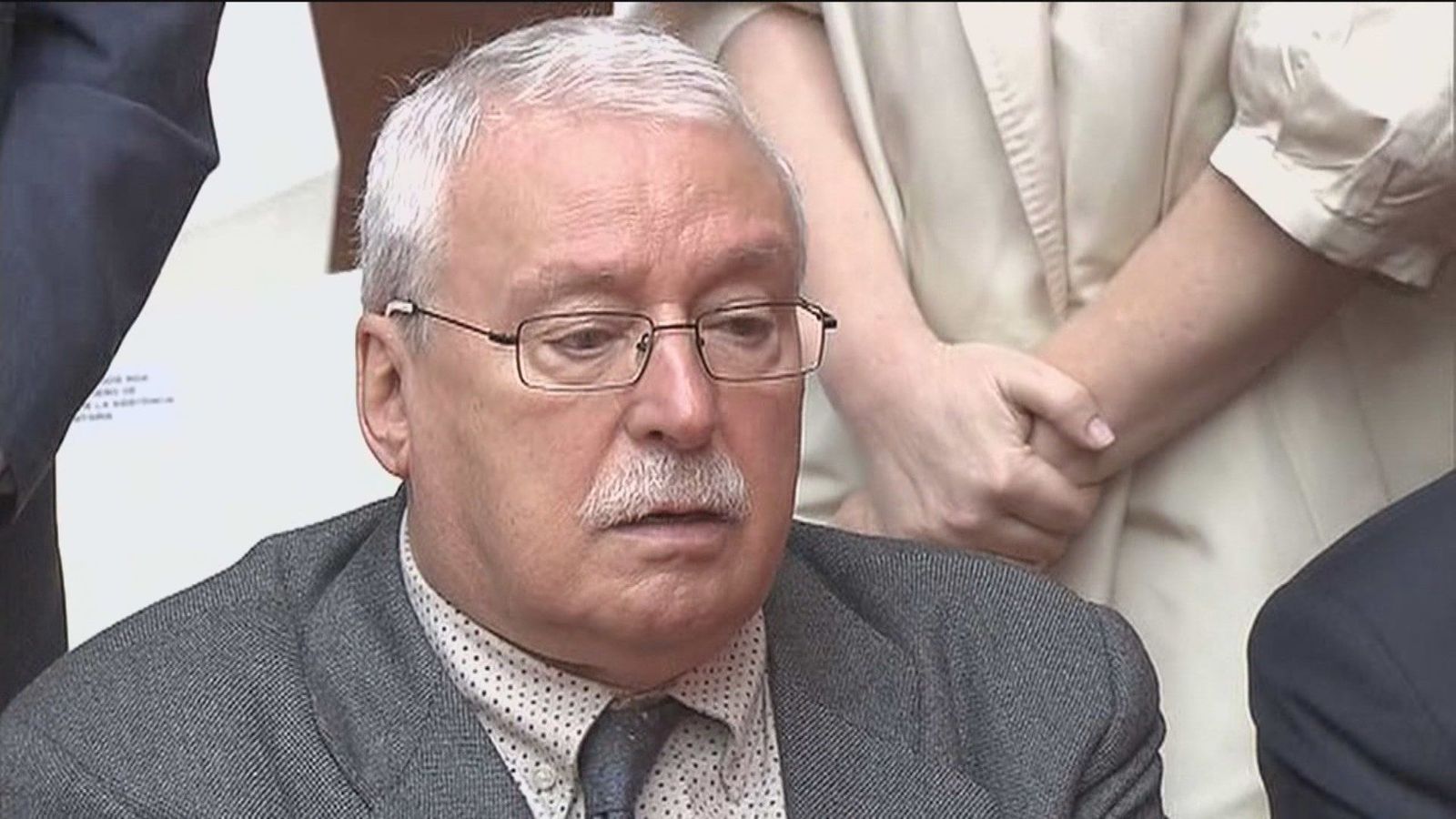 Leguina se defenderá en los tribunales si Sánchez le expulsa del PSOE