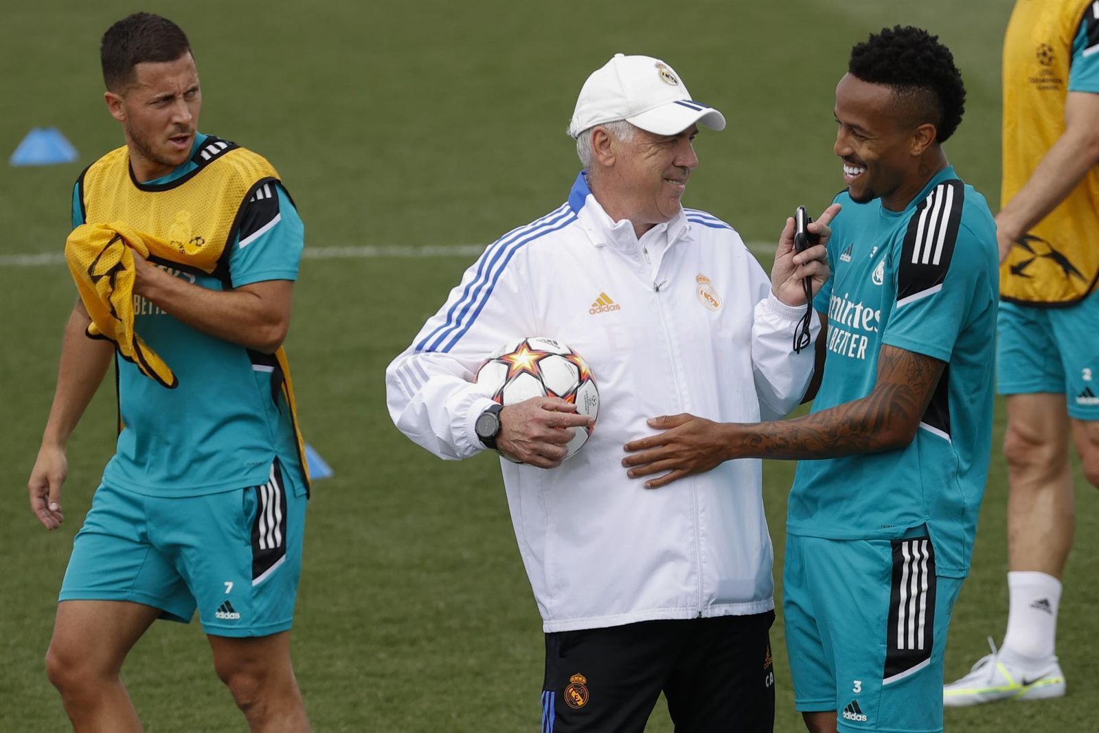 Ancelotti y Militao