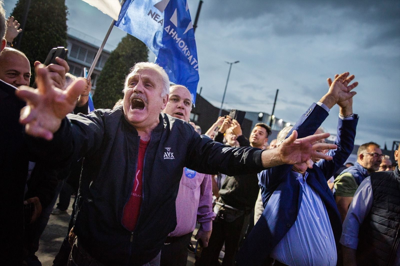 Simpatizantes de la formación ND griega, tras las elecciones de este mes de mayo