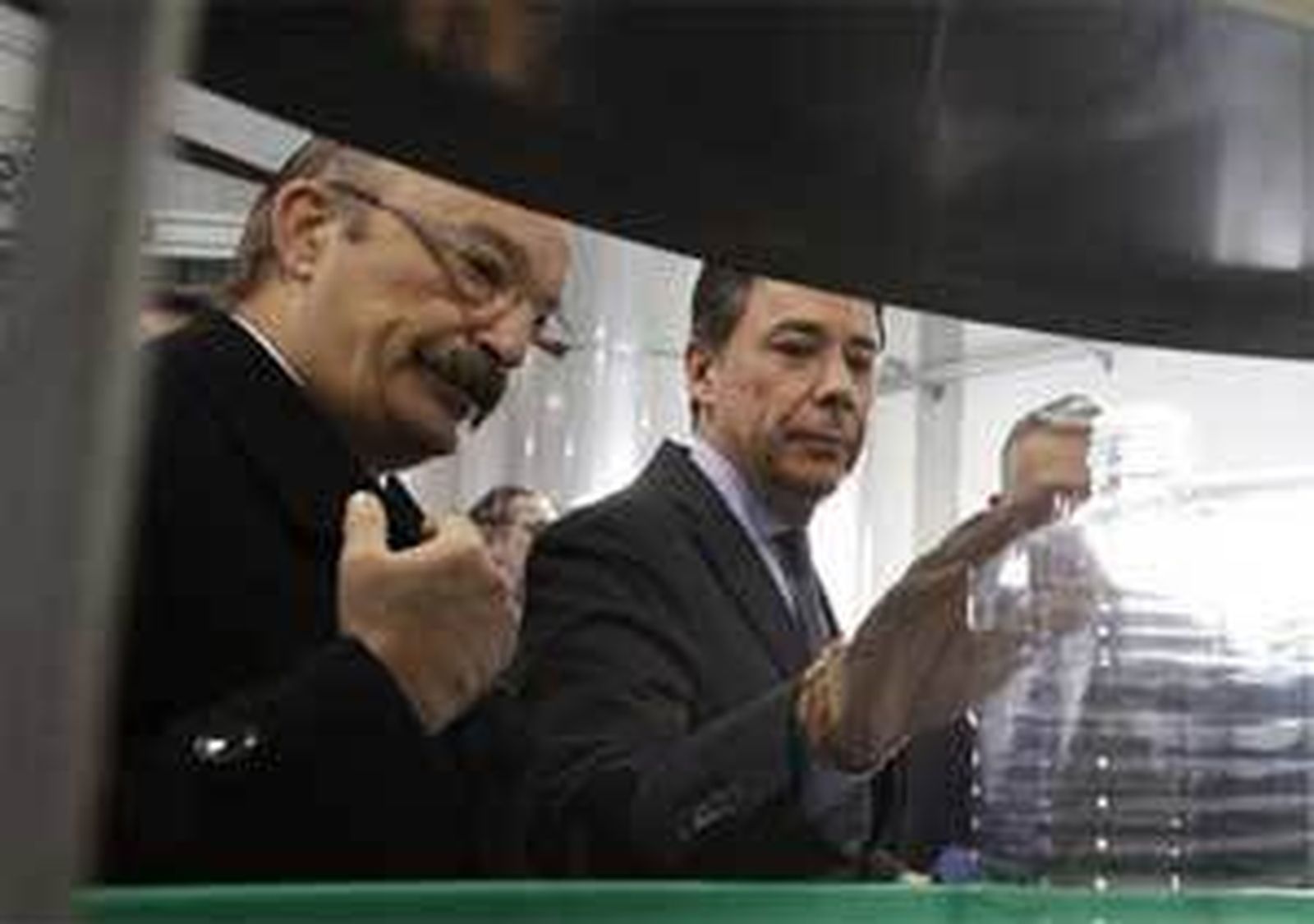 González respeta pero no comparte las huelgas en sanidad porque van "contra los derechos" de los ciudadanos