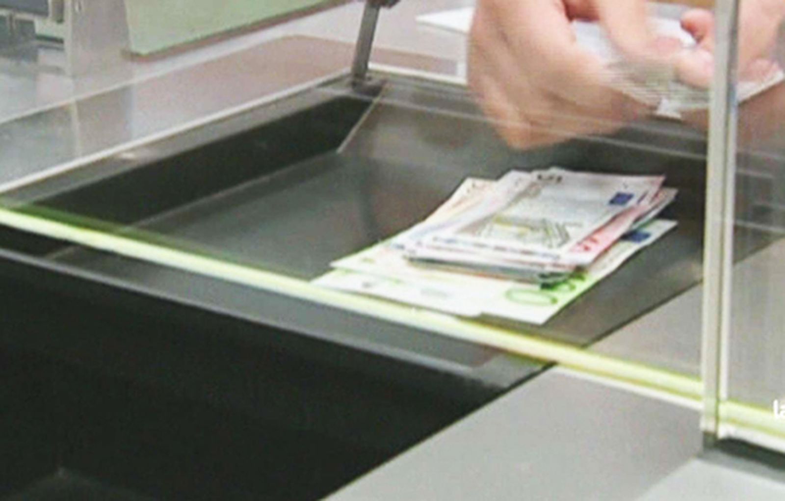 banco_dinero_ahorro_sueldo470