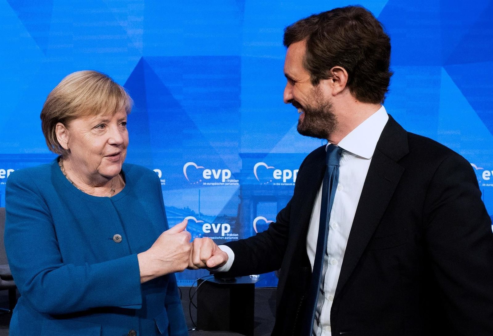 Casado alerta ante los líderes del Partido Popular Europeo de la agenda "radical" de Sánchez