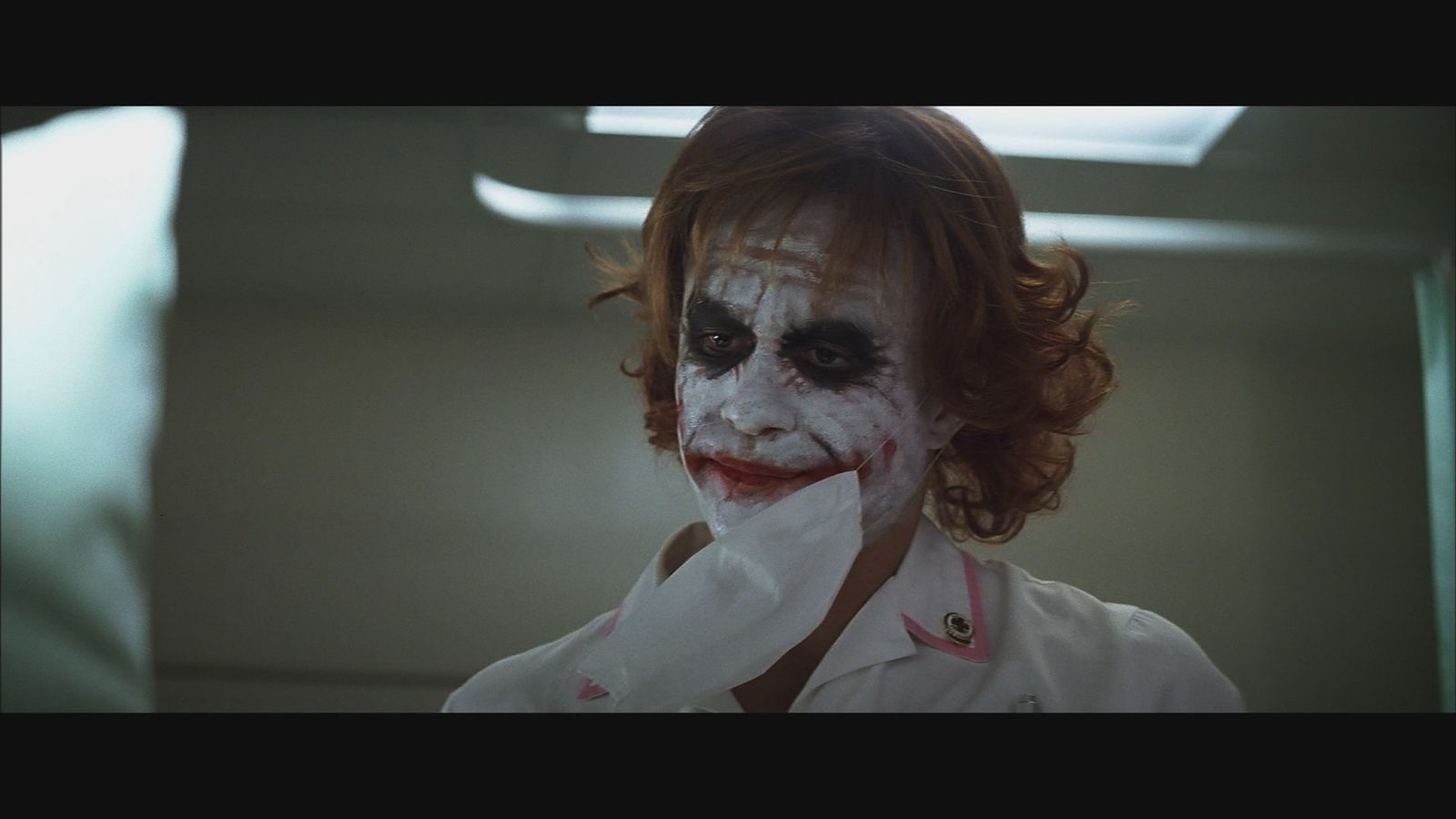 caballero oscuro joker enfermera