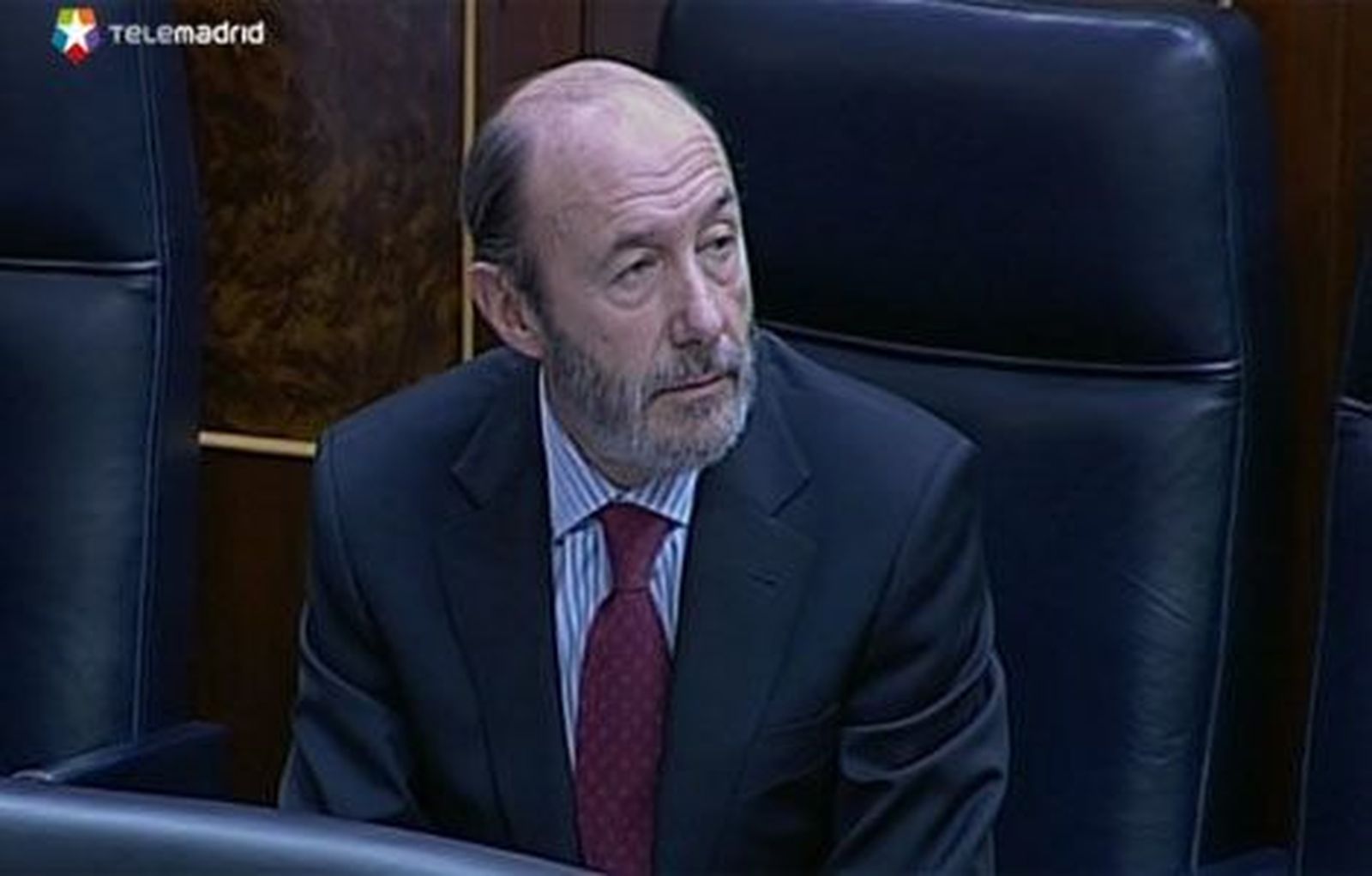 Faisán: Villalobos critica que Rubalcaba salga "indemne" y le reclama explicaciones