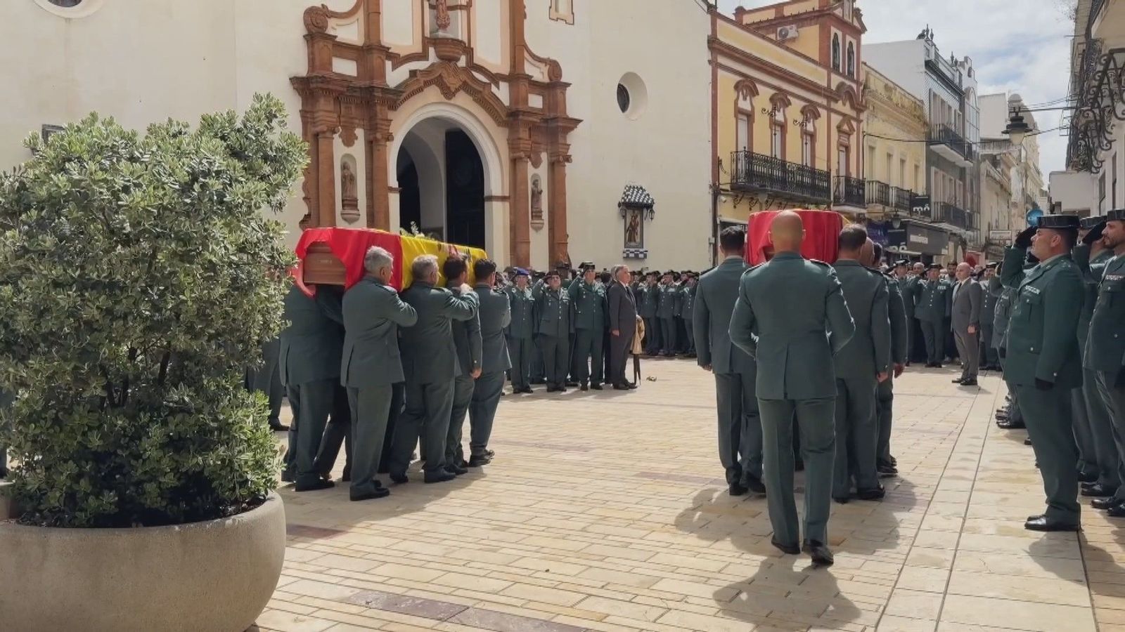 Desconcierto en el Gobierno y en el PSOE por su actuación ante la Guardia Civil