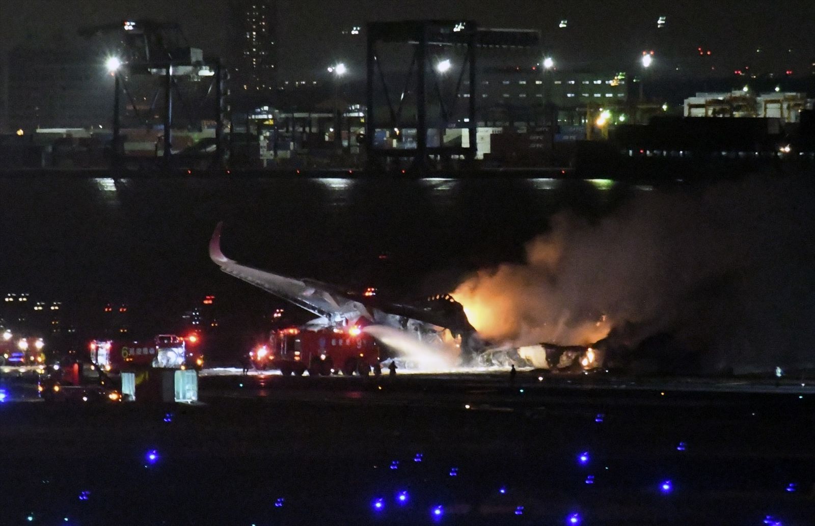 Choque de aviones en Japón