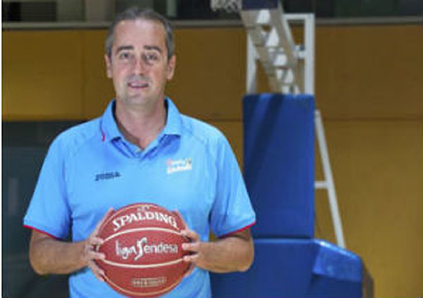 Txus Vidorreta, entrenador de El Estudiantes