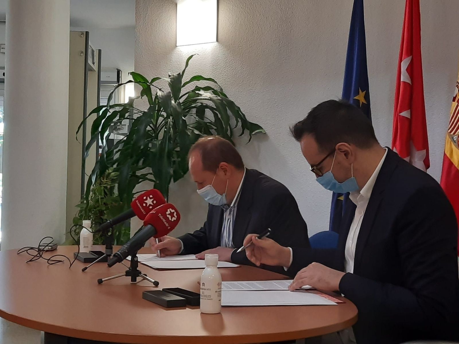 Acuerdo de la Agencia para el Empleo y Onda Madrid para ayudar a crear y preservar puestos de trabajo