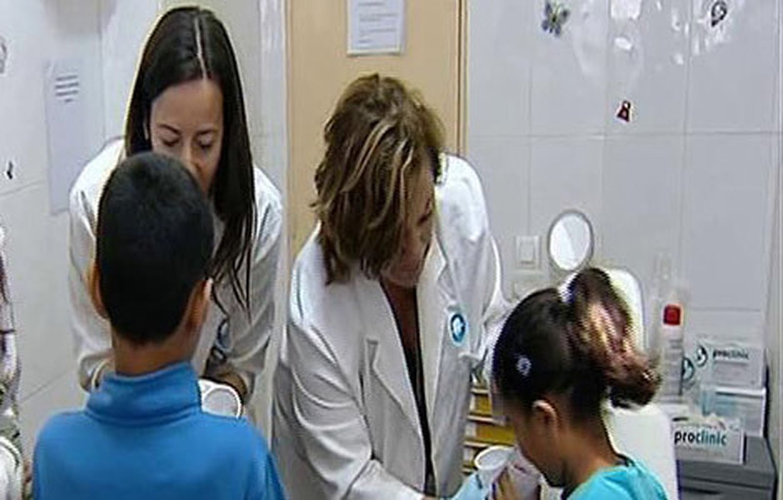 La Asamblea aprueba por unanimidad emprender un Plan de Salud Bucodental