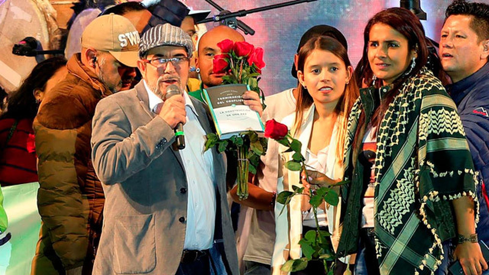 Las FARC se estrenan como partido con un concierto en el centro de Bogotá