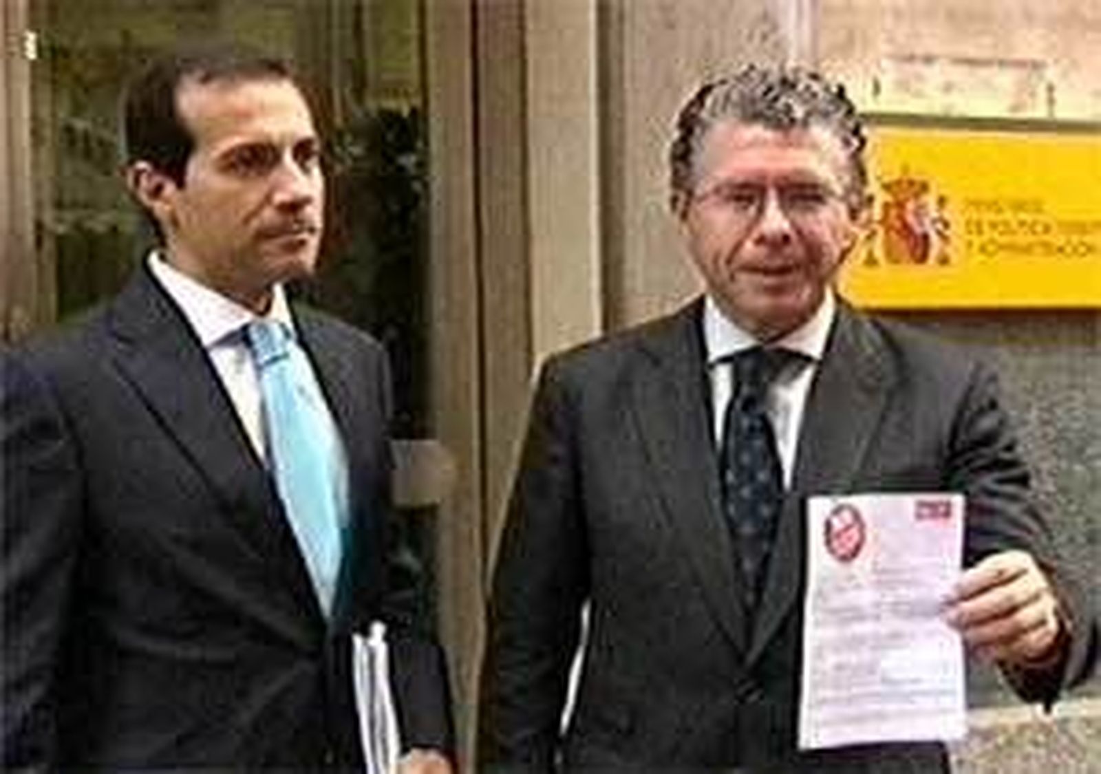 Granados denuncia al PSOE ante la Junta Electoral  por hacer una campaña "calumniosa" al hablar del copago