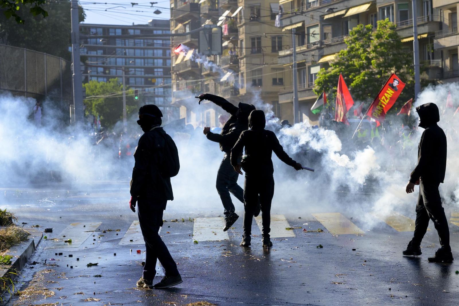 Manifestación contra el G7 en Ginebra