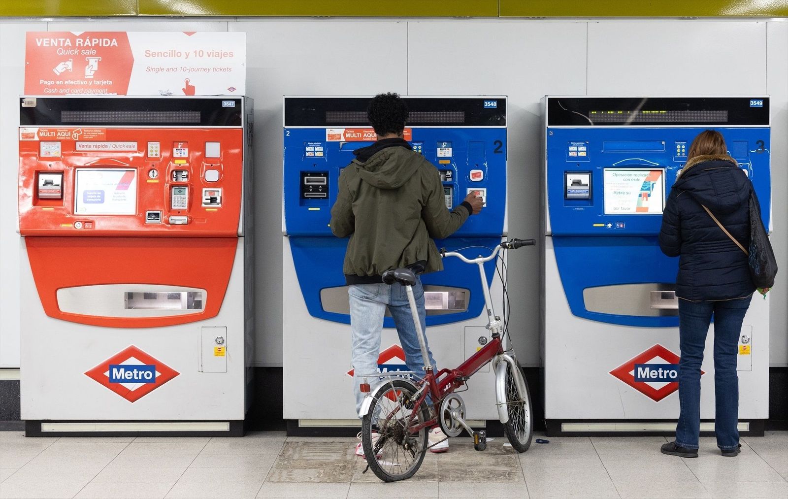 Madrid exigirá al Gobierno "hasta el último euro" por asumir los descuentos del transporte