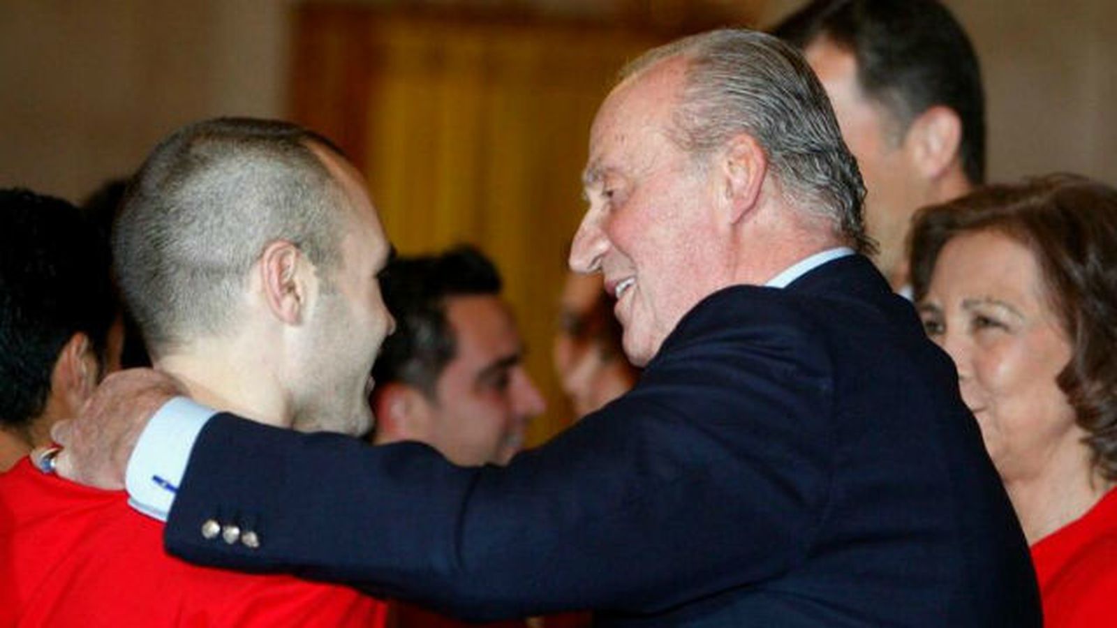 Los Reyes y los Príncipes animan a la selección ante su debut en el Mundial