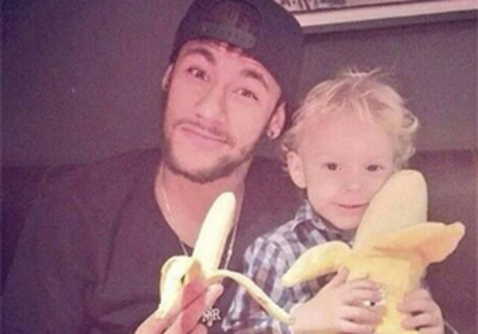 dani_Alves_apoyo21